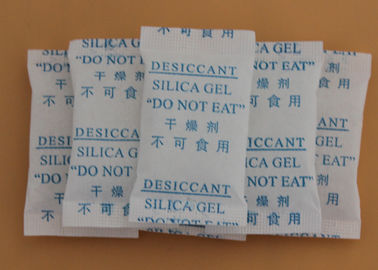 चीन पारदर्शी सूखी पैक सिलिका जेल Desiccant उच्च शुद्धता अच्छा थर्मल स्थिरता फैक्टरी